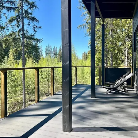 Chalet Black *